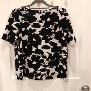Black & White boxy women's short sleeve blouse